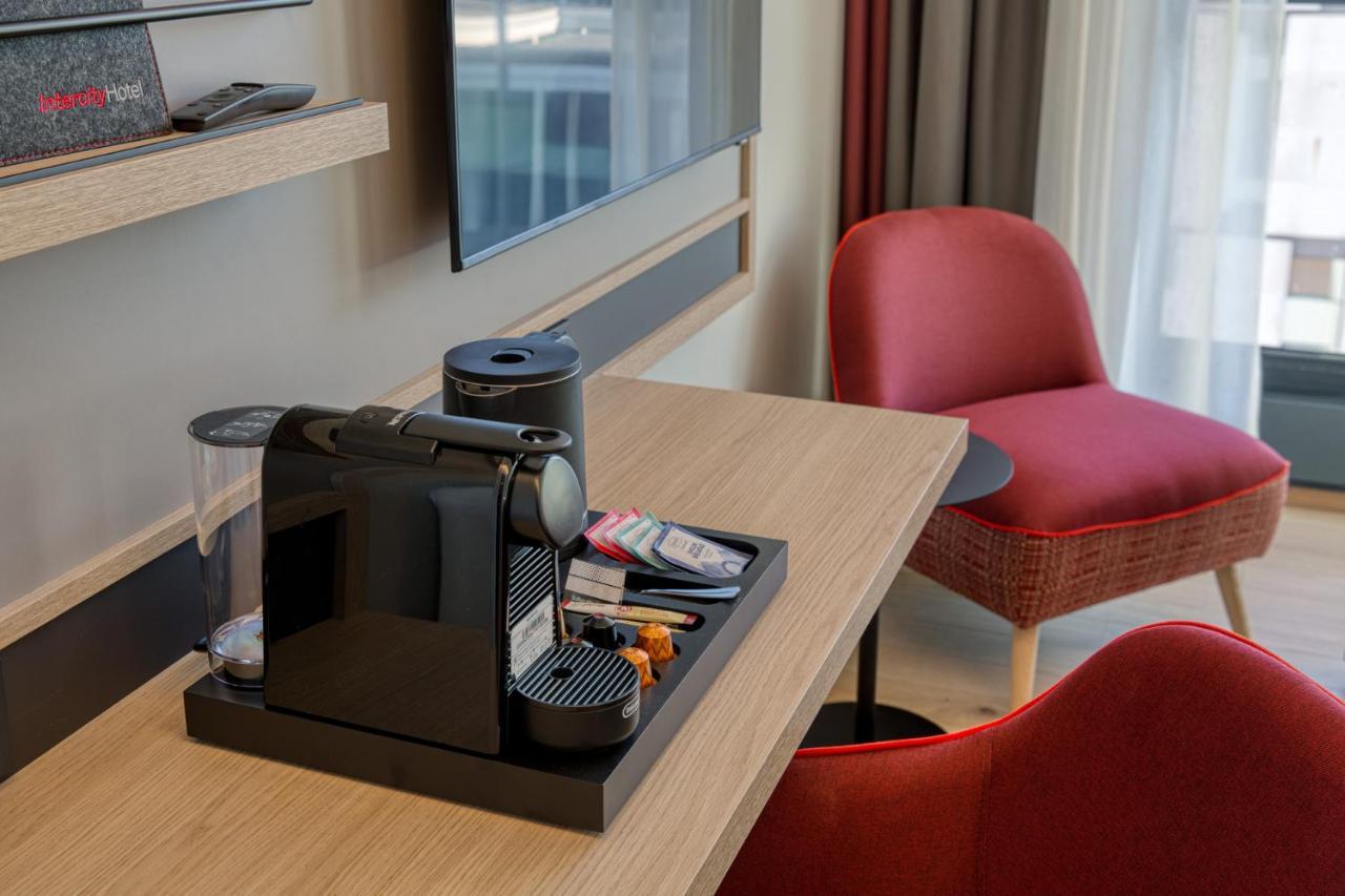 Intercityhotel Berlin Airport Ber Terminal 1 & 2 Schönefeld Extérieur photo Room interior