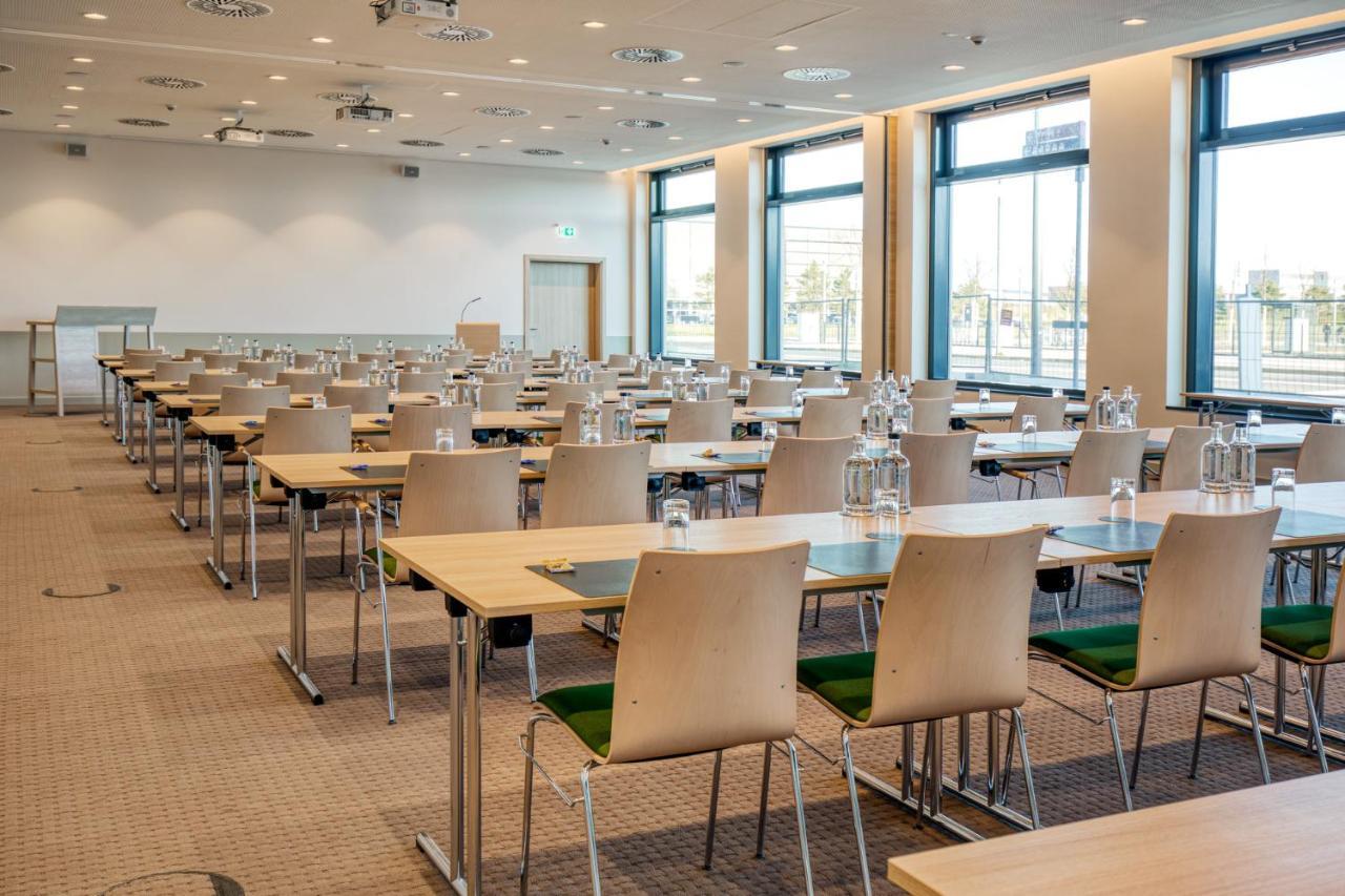 Intercityhotel Berlin Airport Ber Terminal 1 & 2 Schönefeld Extérieur photo Meeting room